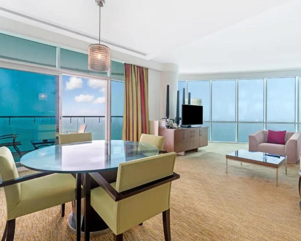фото Hilton Doha