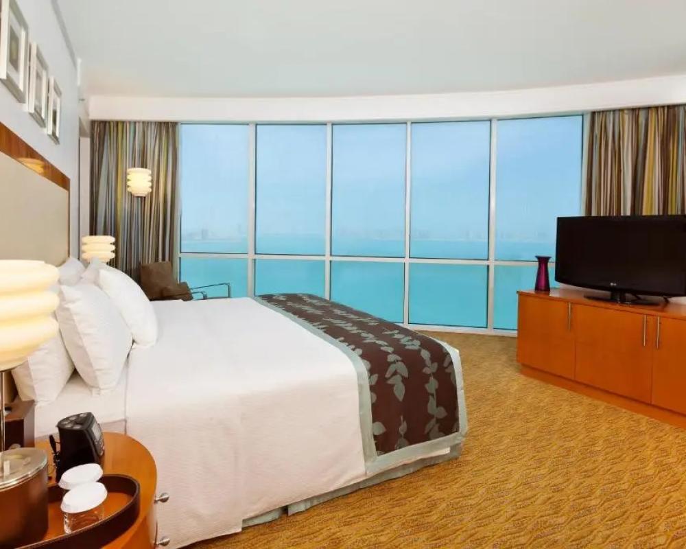 фото Hilton Doha