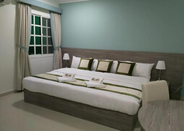 Sovereign Hotel - Marriage Certificate Required
