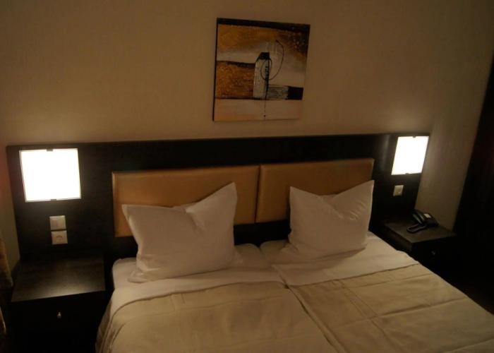 2Places Side