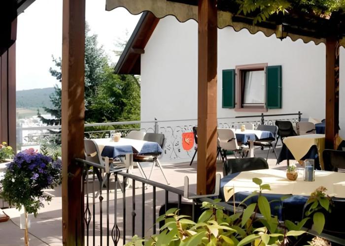 Maien Hotel & Restaurant