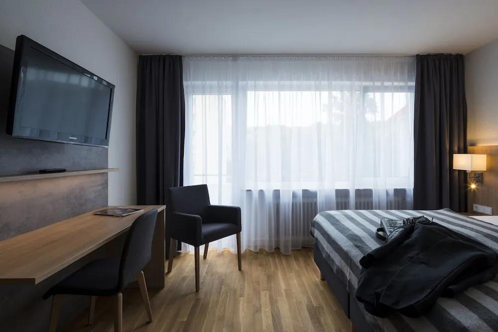 фото BASE1 Hotel Grenzblick