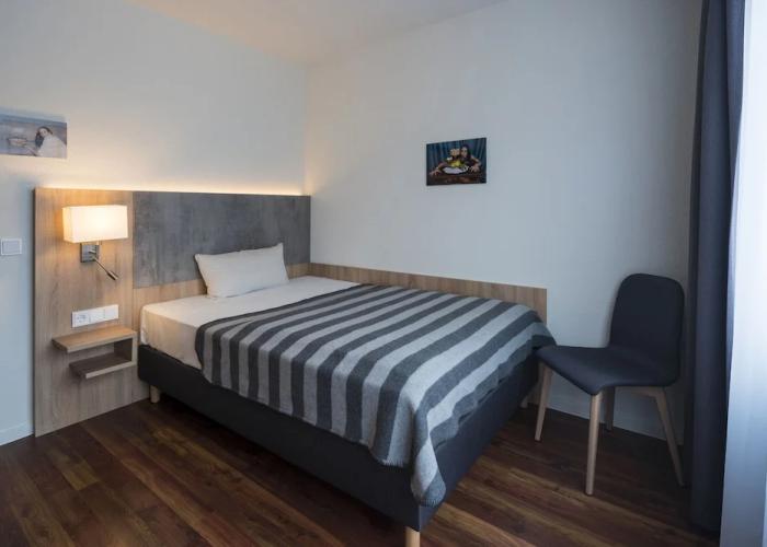 BASE1 Hotel Grenzblick