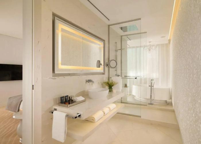 Mondrian Doha Hotel