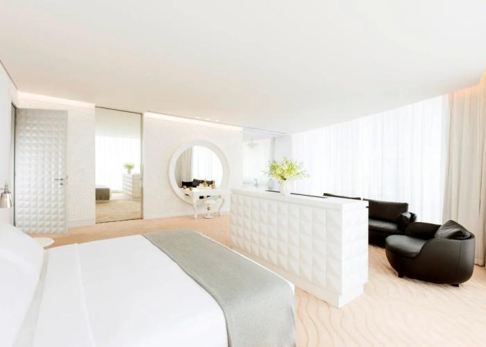 Mondrian Doha Hotel