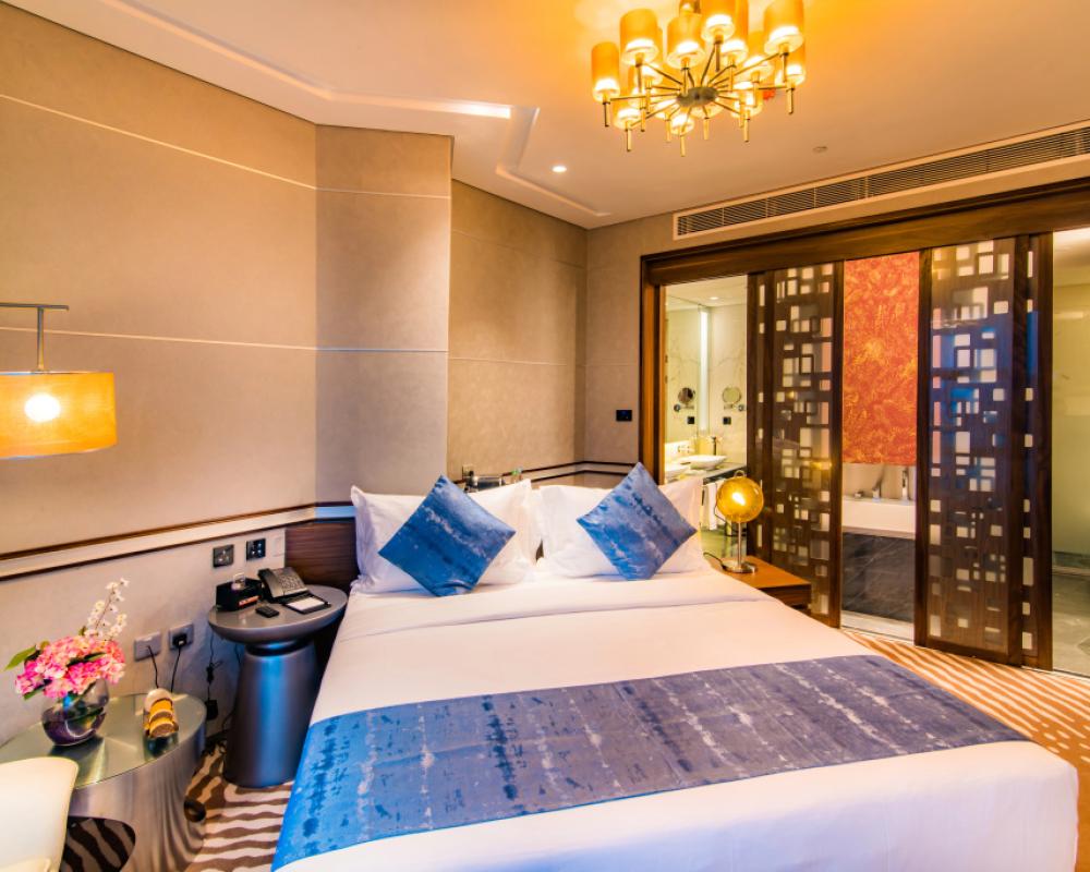 фото VIP Hotel