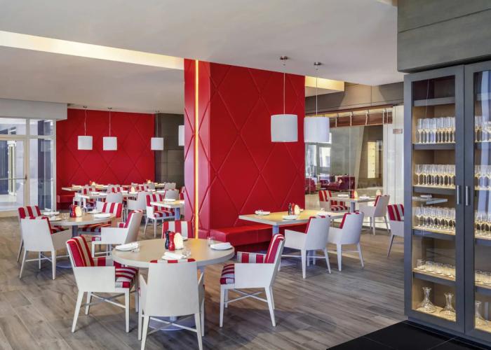 Pullman Doha West Bay