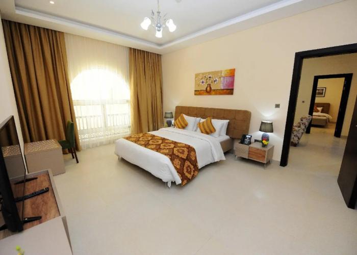 Al Mansour Park Inn Hotel & Apartment