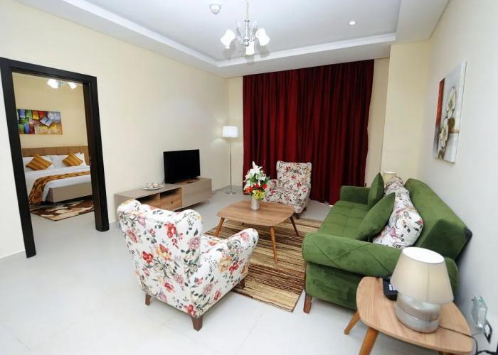 Al Mansour Park Inn Hotel & Apartment