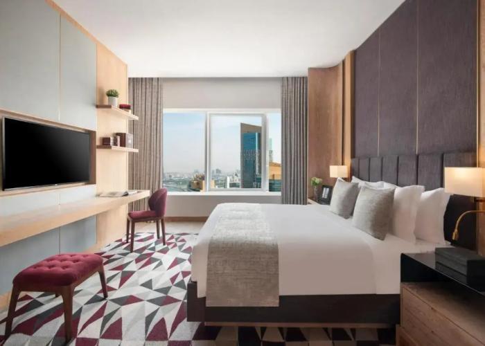 The Bentley Luxury Hotel and Suites