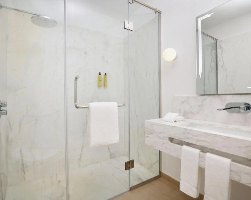 фото Element West Bay Doha
