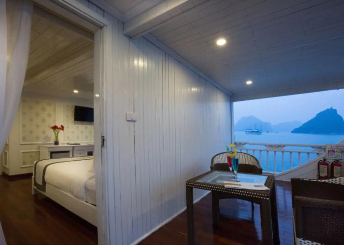 Signature Royal Halong Cruise