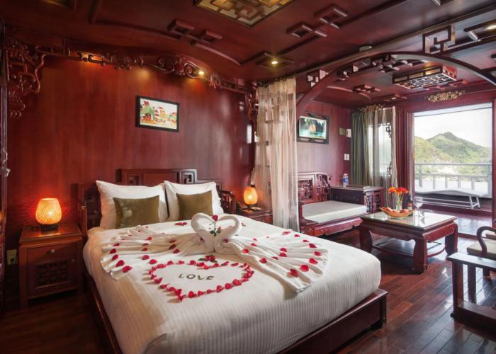 Halong Royal Palace Cruise