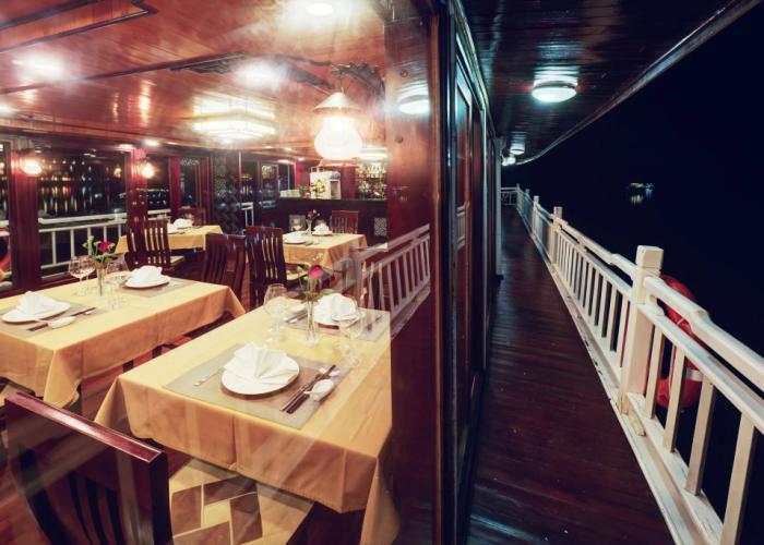 Swan Cruises Halong