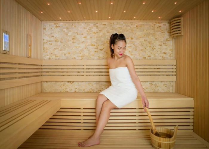 Royal Halong Hotel