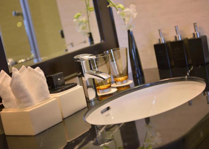 Paradise Suites Hotel