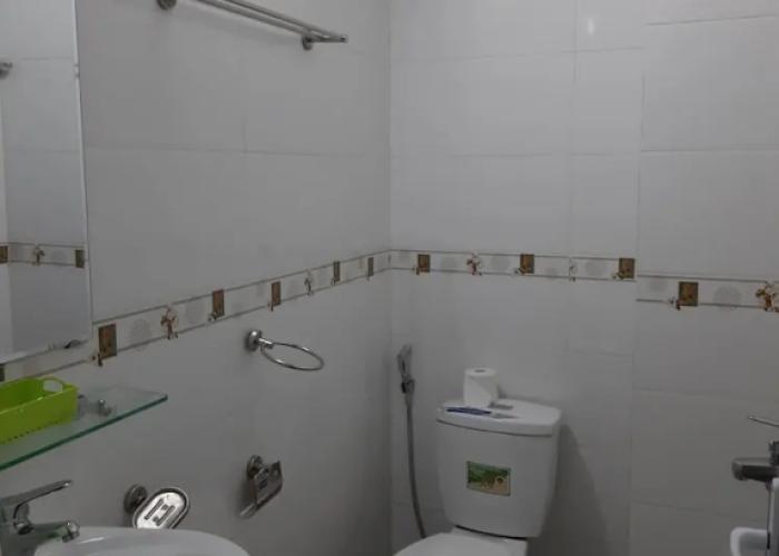 Dragon Hotel