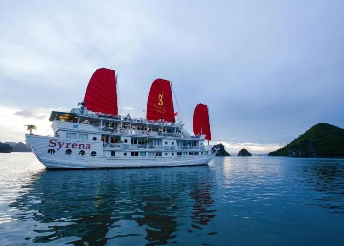 Syrena Cruises