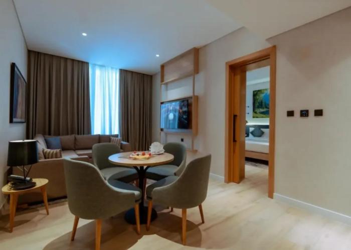 West Walk Retaj Hotel