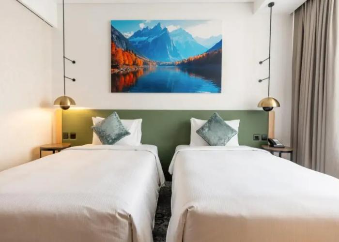 West Walk Retaj Hotel
