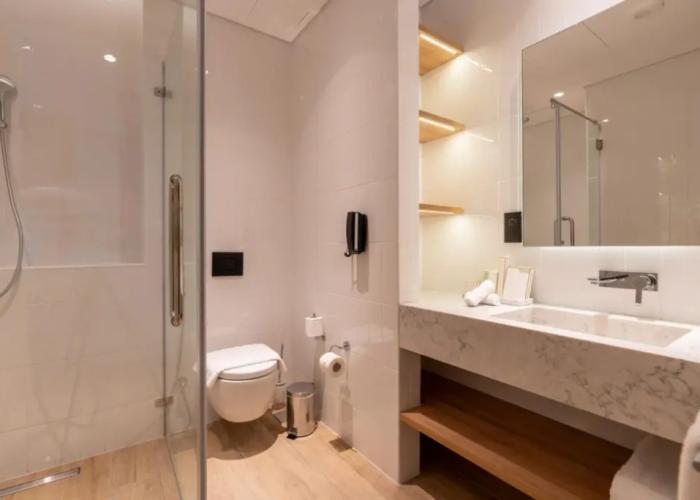 West Walk Retaj Hotel