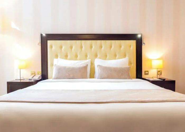 City Gate Hotel