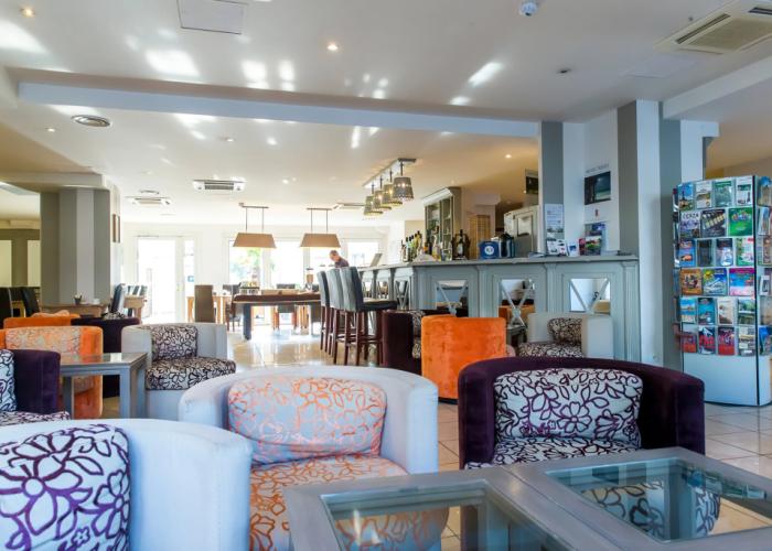 Hotel Almoria