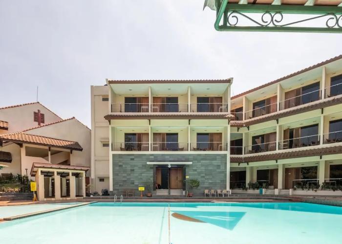 Capital O 1256 Sangga Buana Resort and Convention Hotel