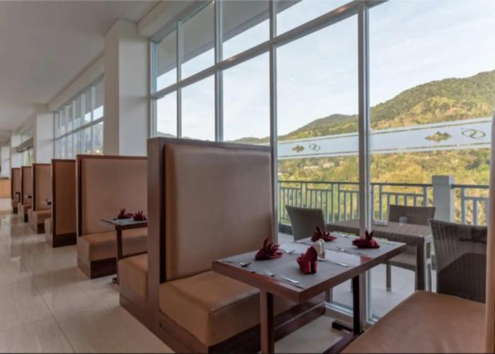 Le Eminence Puncak Hotel Convention & Resort