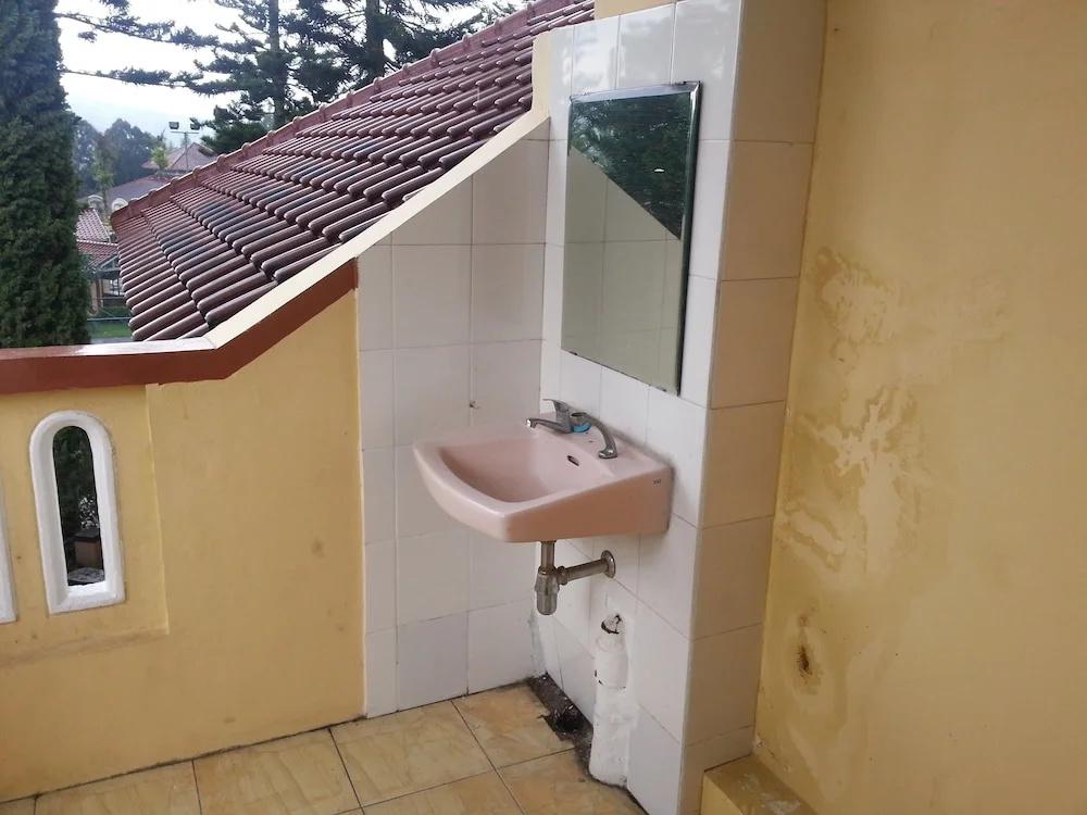 фото Kota Bunga C