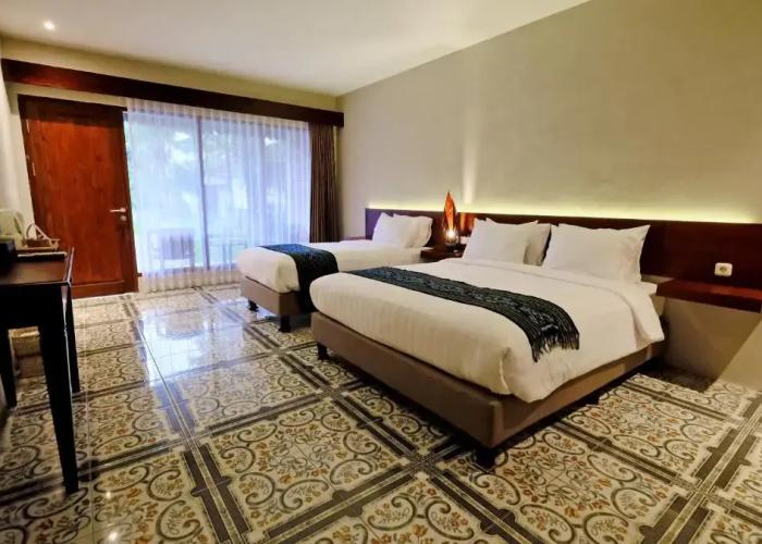 The Nalaya Hotel & Resto