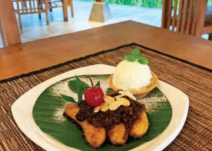 The Nalaya Hotel & Resto