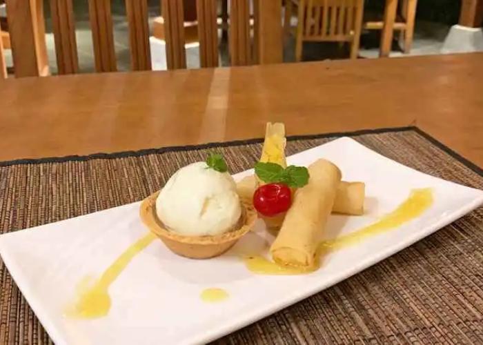 The Nalaya Hotel & Resto