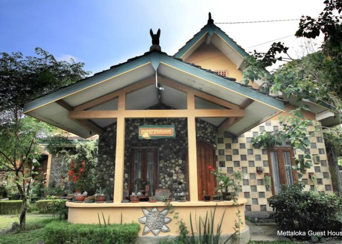 Mettaloka Guest House and Art Space
