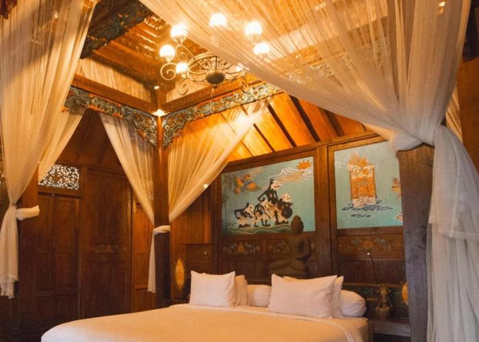 Villa Borobudur Resort