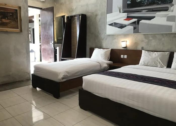 Watu Agung Guest House