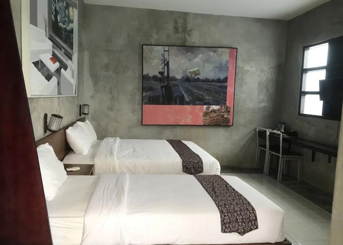 Watu Agung Guest House