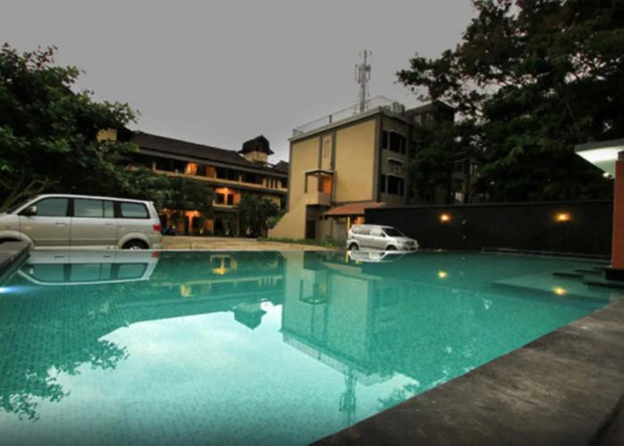 Puri Senggigi Hotel