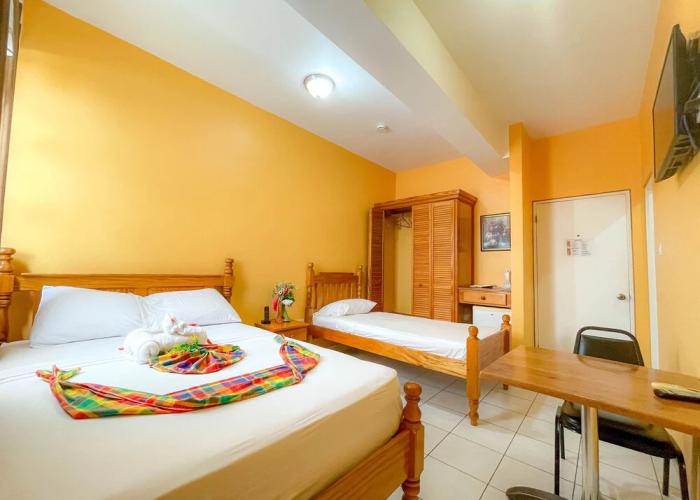 La Flamboyant Hotel