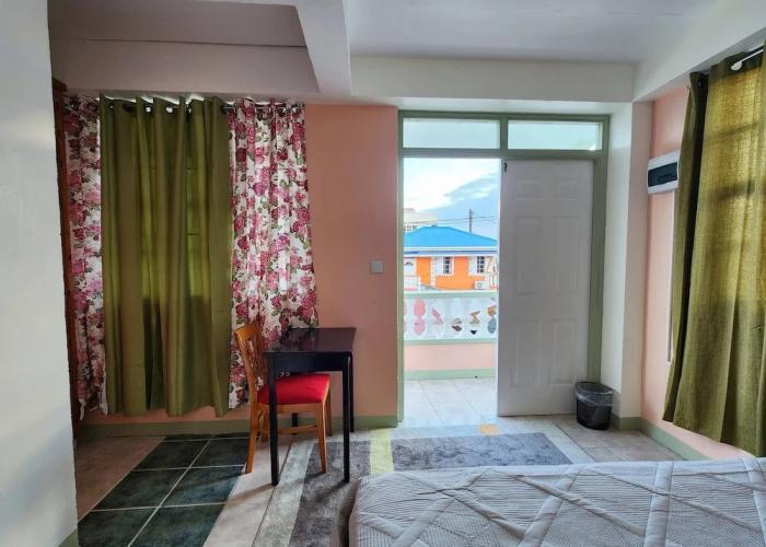 C & M Suites Your Haven in the City