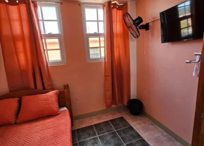 C & M Suites Your Haven in the City