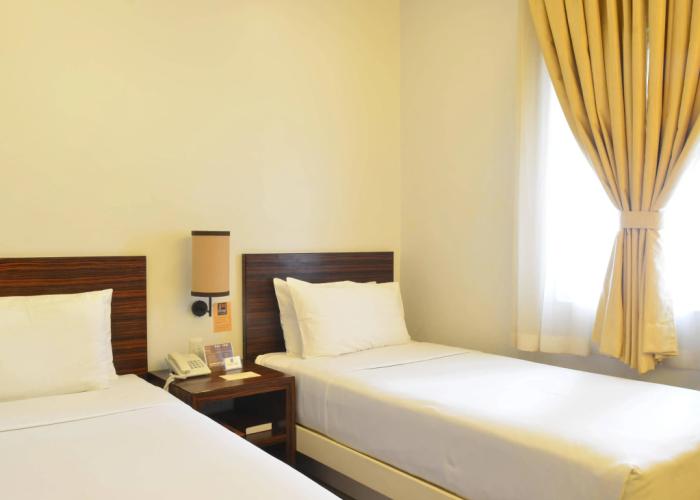 D' Hotel and Suites
