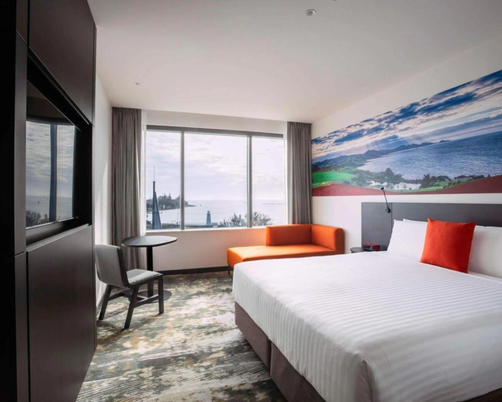 фото Novotel Devonport