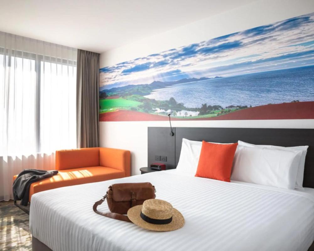 фото Novotel Devonport