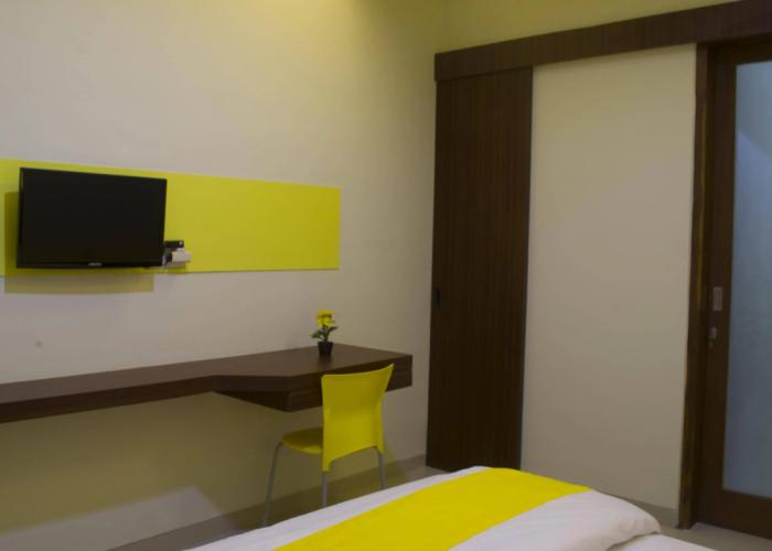 De Lemon Gatsu Hotel