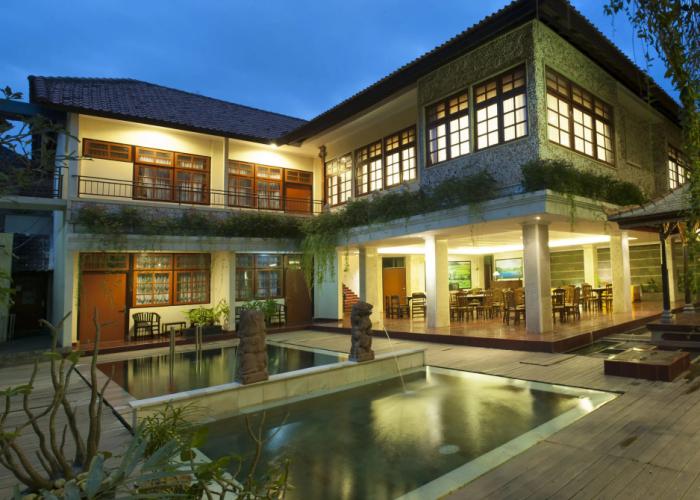 Catur Adi Putra Hotel