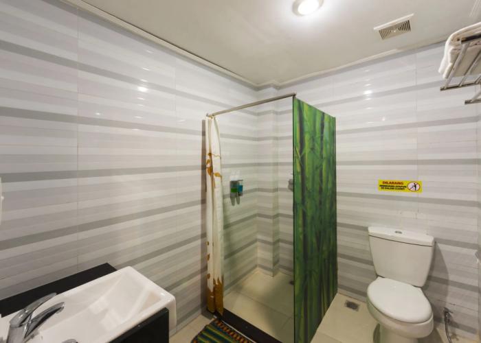 RedDoorz Plus near Mall Bali Galeria 2