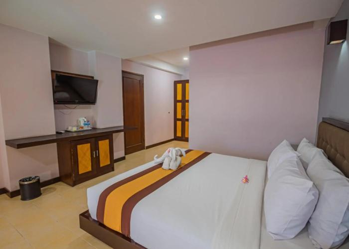Grand Santhi Hotel