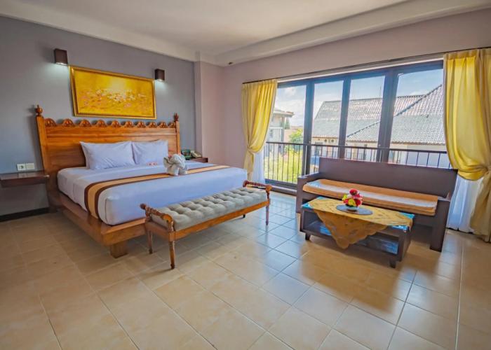 Grand Santhi Hotel