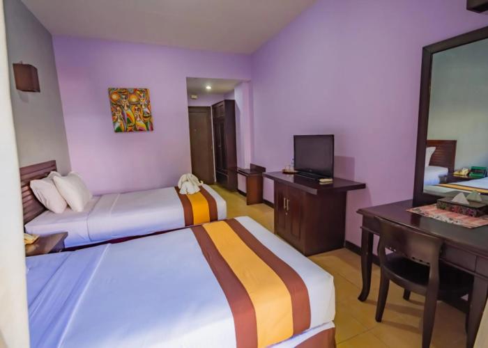 Grand Santhi Hotel